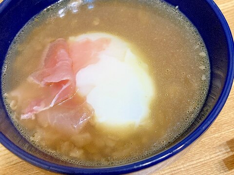 シンプル☆ごぼうの温玉スープ